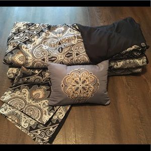 Comforter Set